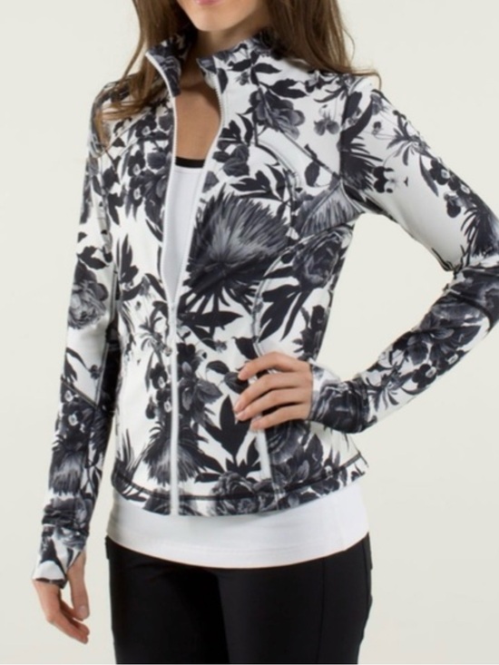 lululemon athletica Tops - Lululemon Forme Jacket II Floral Brisk Bloom Black White Cuffins